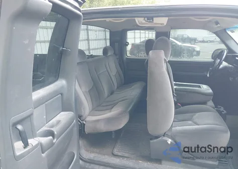 2004 GMC Sierra 1500 Sle z USA, uszkodzony, nr VIN 1GTEK19T84E123833